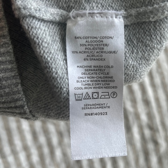 LOFT Foxes Sweater - Picture 5 of 7